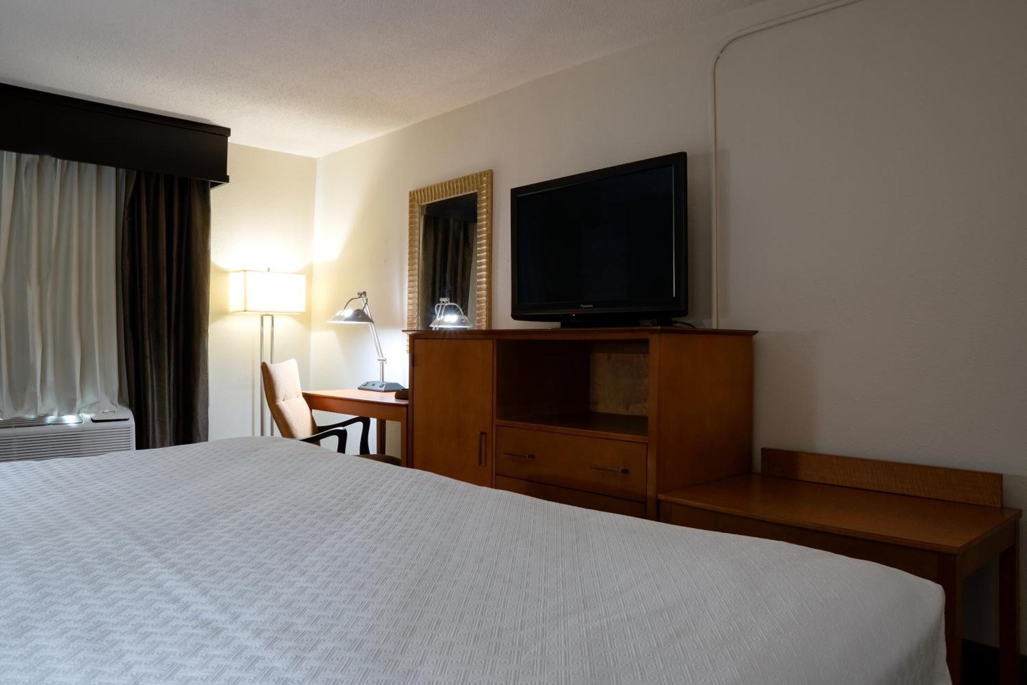 American Inn & Suites Ferndale المظهر الخارجي الصورة